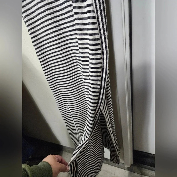 Women's Max Studio Striped Maxi Dress NWT Sz M Summer Beach Vacation Resortwear - Picture 4 of 8